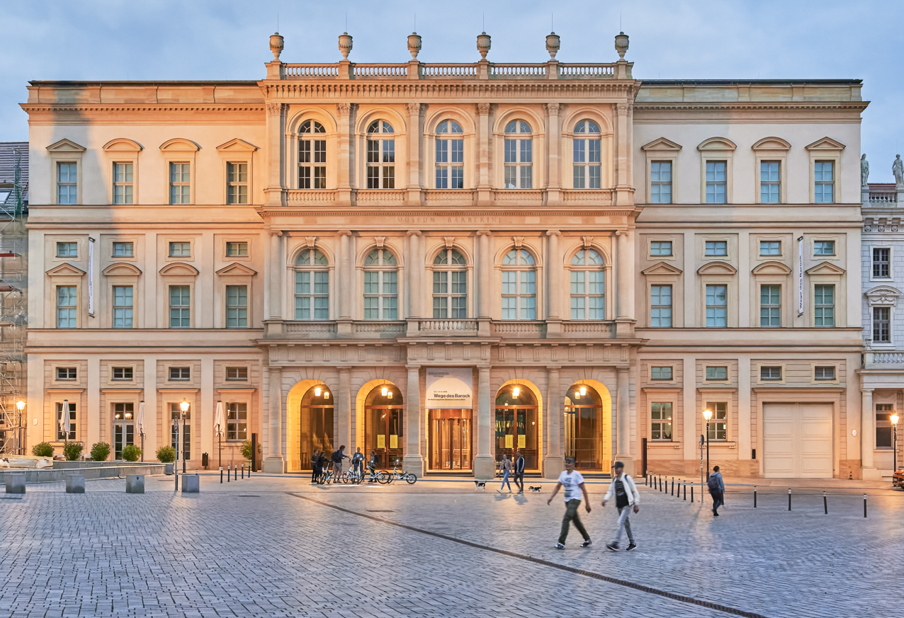 Alter Markt mit Museum Barberini, Personen wurden nicht auf eine Veröffentlichung hingewiesen